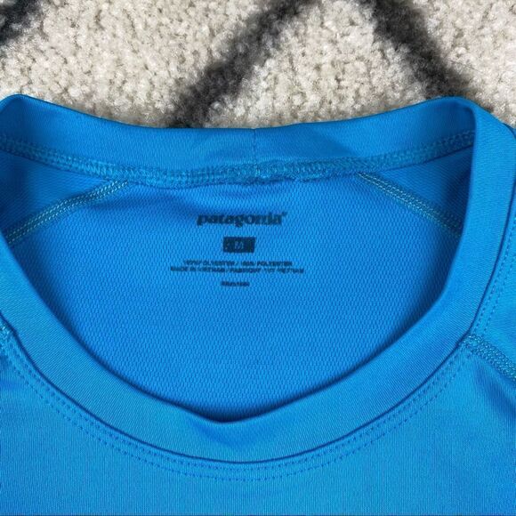 Patagonia Short Sleeve - Picture 3 of 8